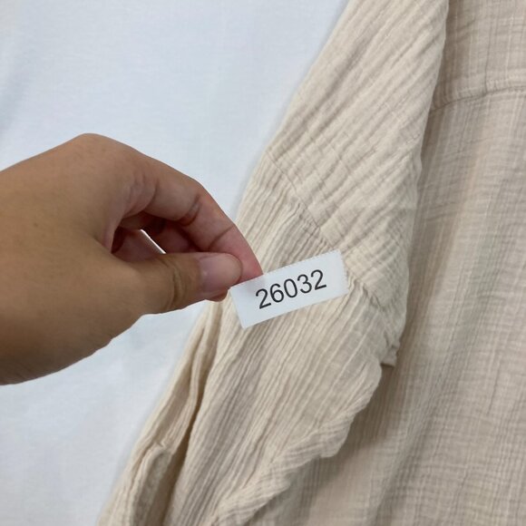 American Eagle size XL Cream Tan Gauzy Cotton Relaxed Button Down Lagenlook - Picture 9 of 9